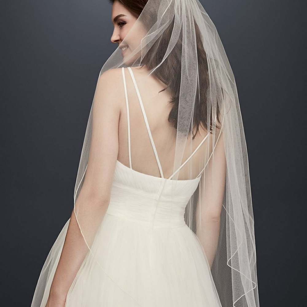 Ivory Fingertip Veil